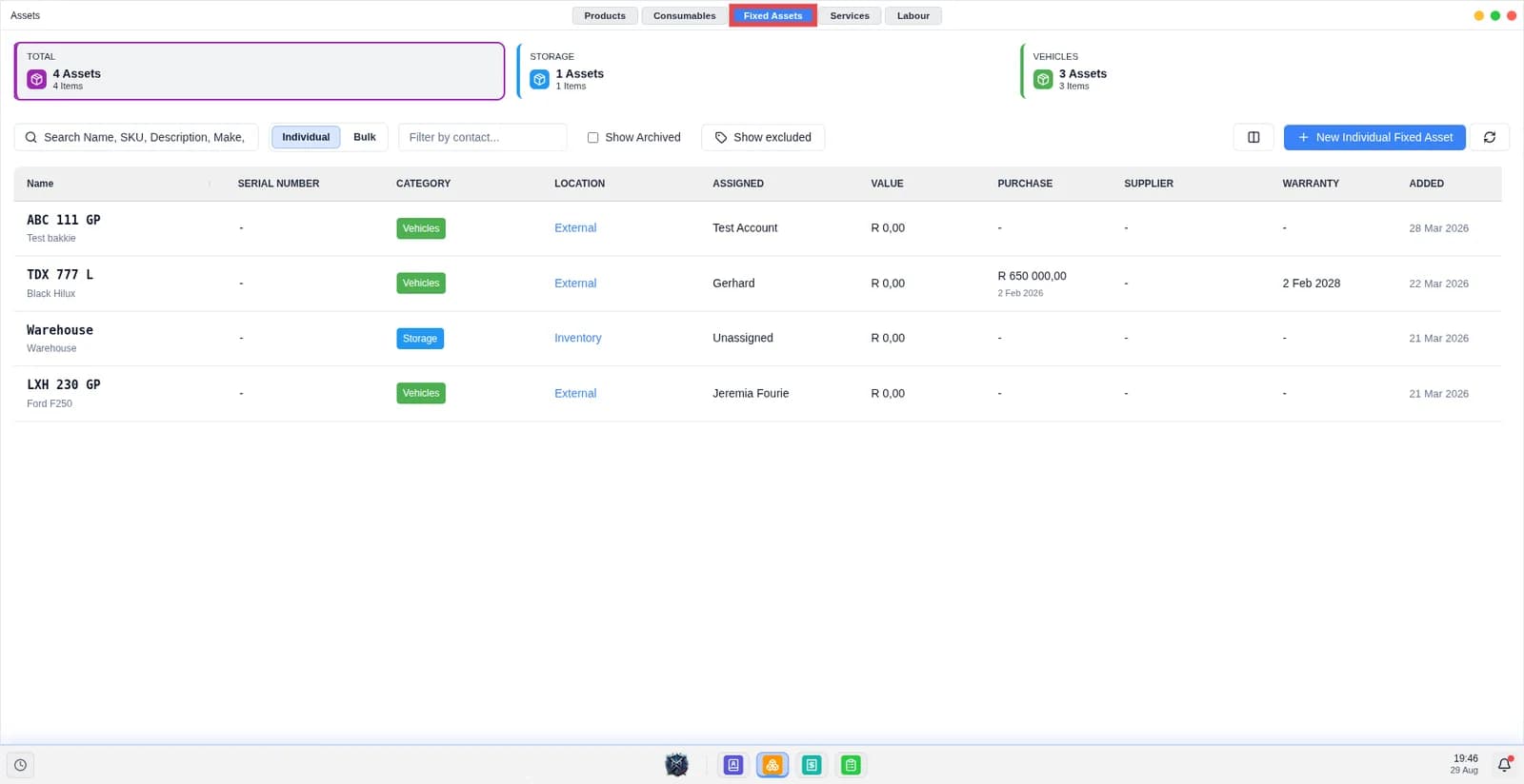 Screen shows a list of fixed assets.