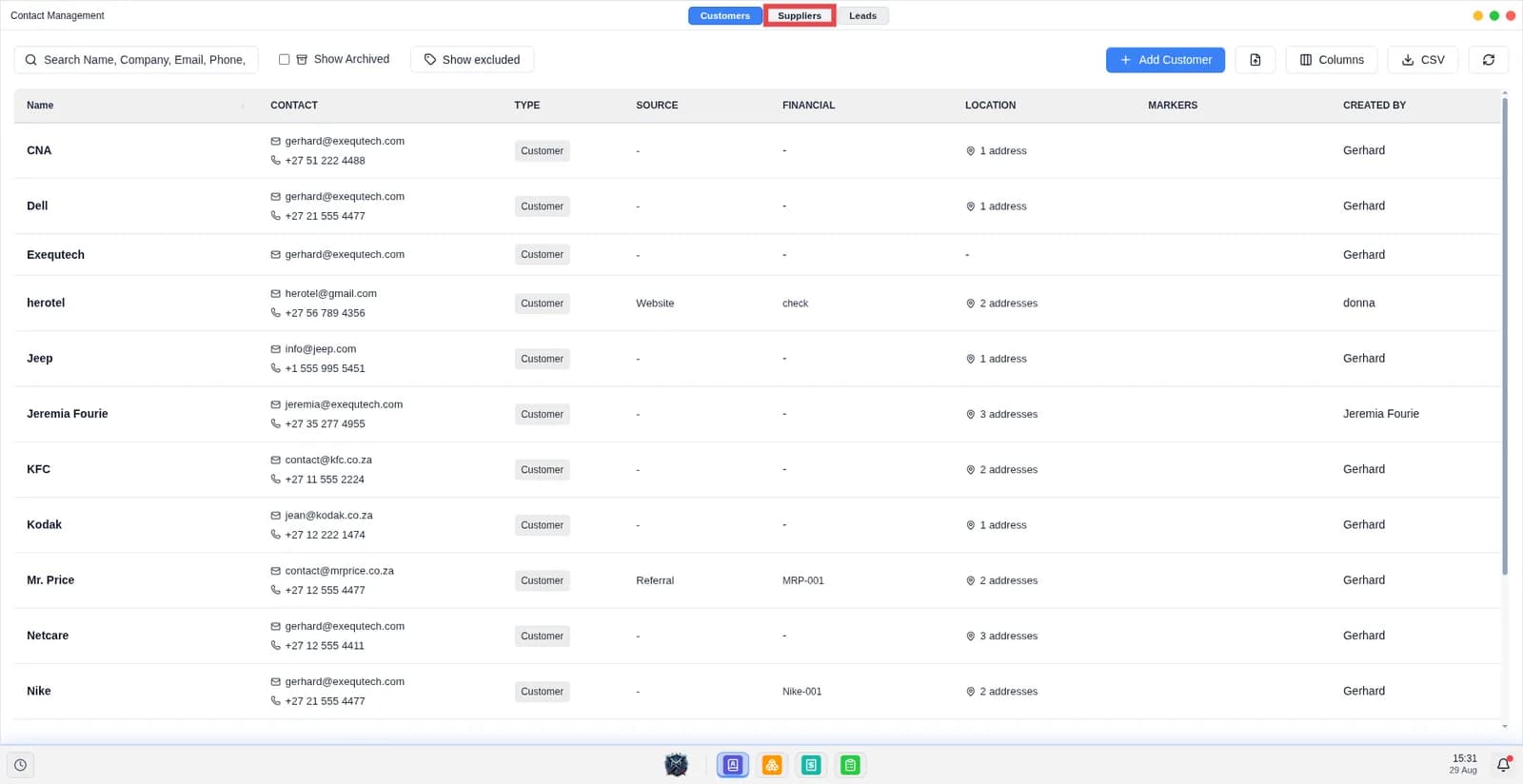 Screen shows the contacts app.